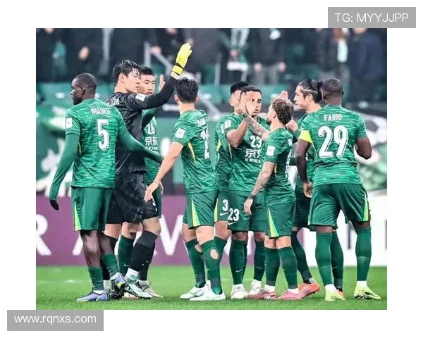 中超联赛第三十轮精彩对决北京国安迎战梅州客家全力争胜